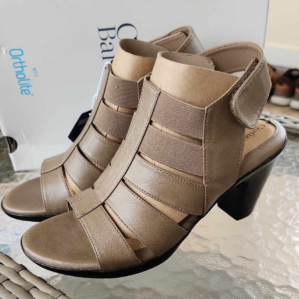 NWT Comfortable Croft & Barrow Taupe Women's Cutout Heel Sandals Sz10 and Sz 8.5
